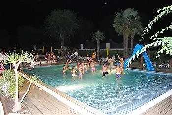 Albatros Aparthotel 3*