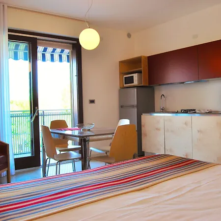 Albatros Hotel apartamentowy 3*