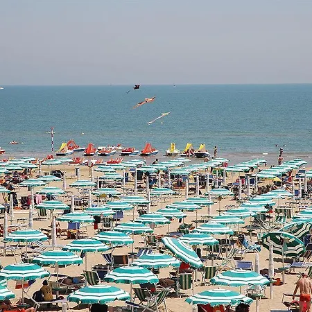 شقة فندقية Albatros 3*